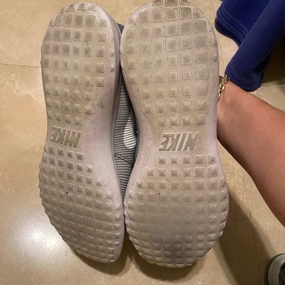 Nike Trainers - Picture 5 of 5